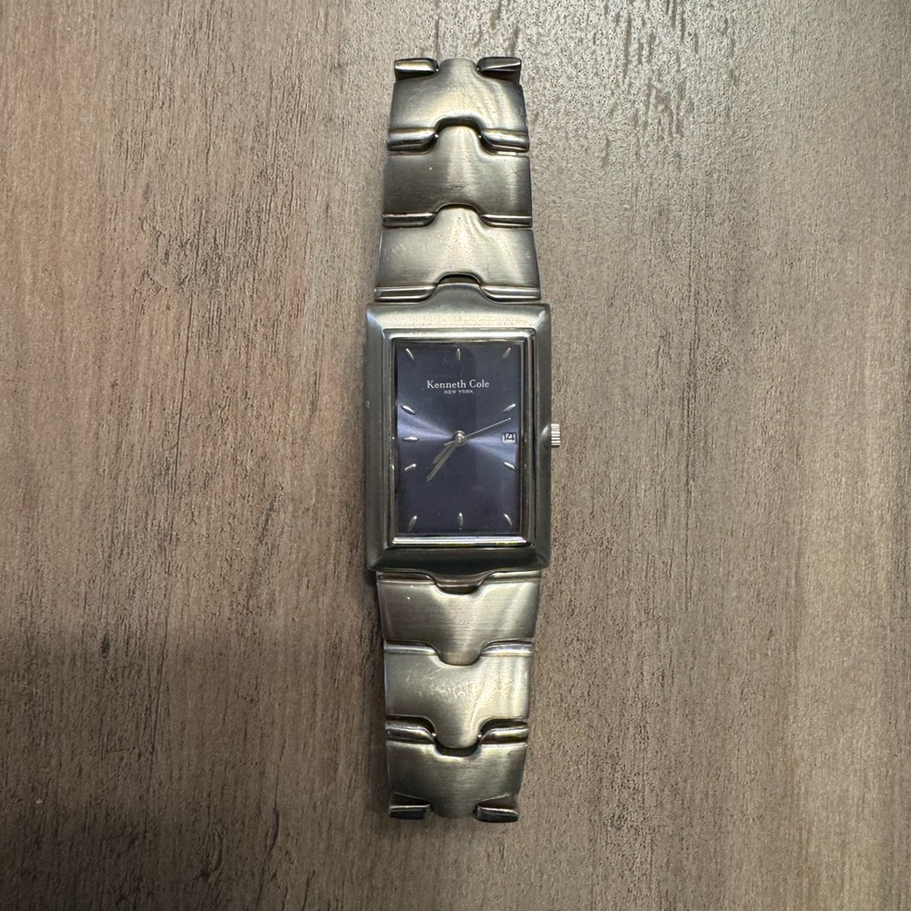 Kenneth Cole Black and Silver Men's Watch